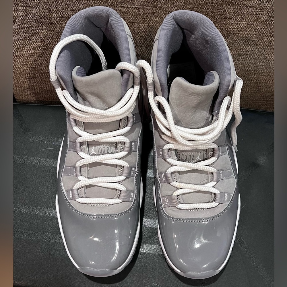 Nike Air Jordan 11 Retro Cool Grey, like new. Worn twice. No box. Men’s size10.5 - Picture 3 of 12